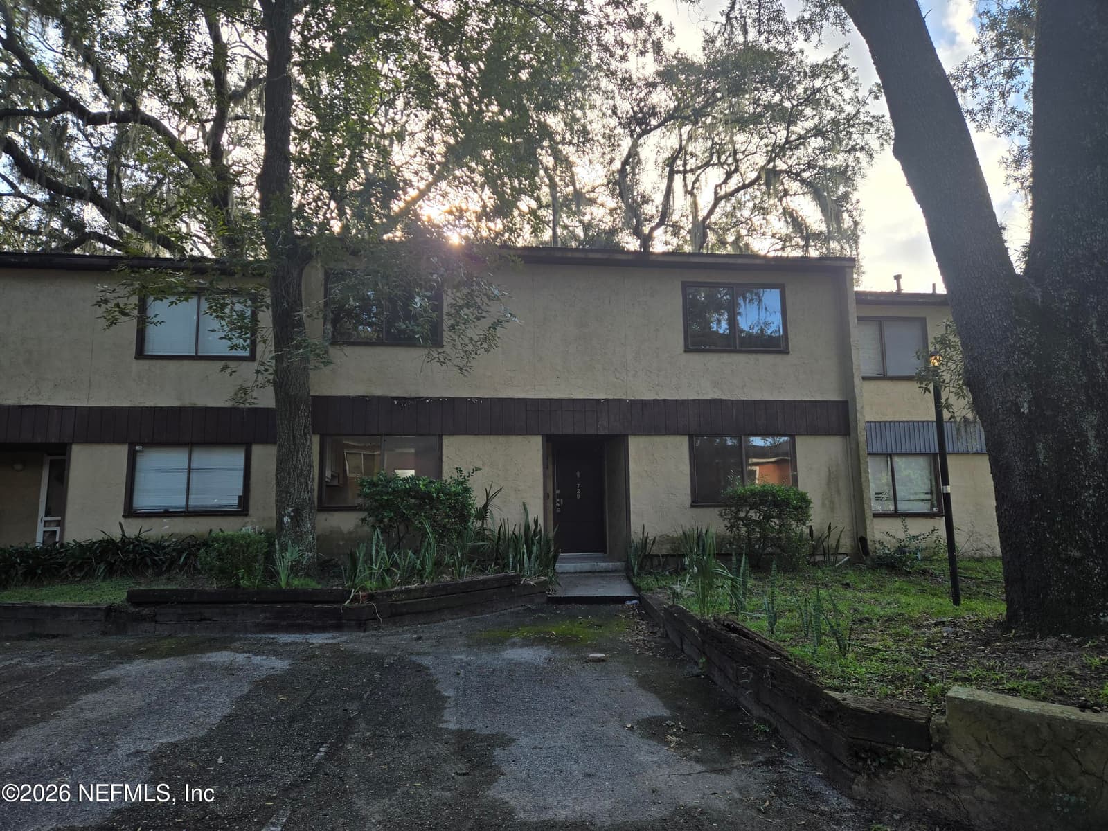 729 OAKS FIELD Road K3-2, Jacksonville